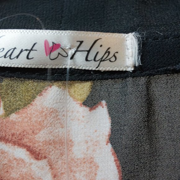 *Black Floral Kimono - Picture 2 of 3